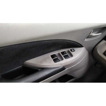 mitsubishi grandis (na0w) del año 2006