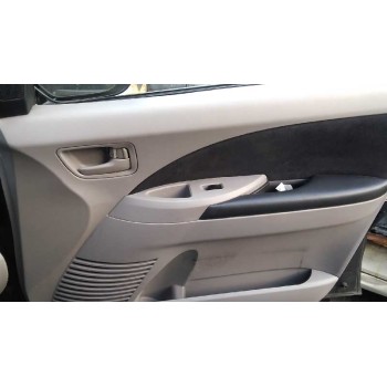 mitsubishi grandis (na0w) del año 2006