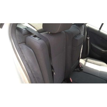 skoda octavia berlina (1u2) del año 2002