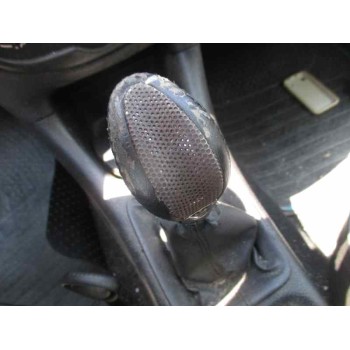 peugeot 206 berlina del año 2001