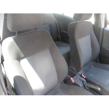 opel astra h berlina del año 2005