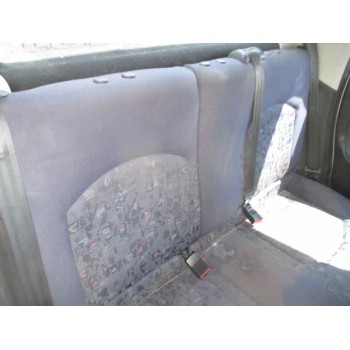 peugeot 206 berlina del año 2001