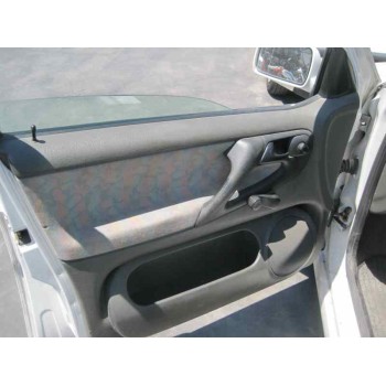 volkswagen polo berlina (6n1) del año 1995