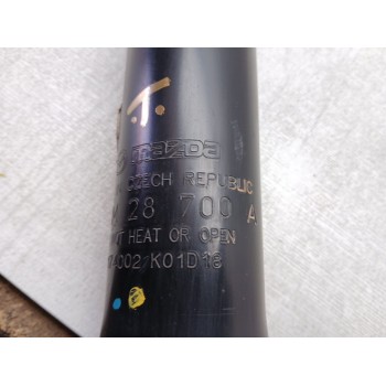 Recambio de amortiguador trasero izquierdo para mazda cx-5 (kf) 2.0 referencia OEM IAM kb8m28700a  