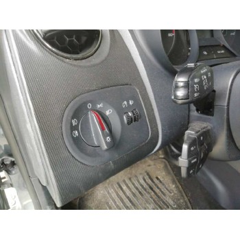 seat ibiza (6j5) del año 2014