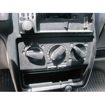 volkswagen polo berlina (6n1) del año 1995