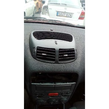 alfa romeo 147 (190) del año 2001