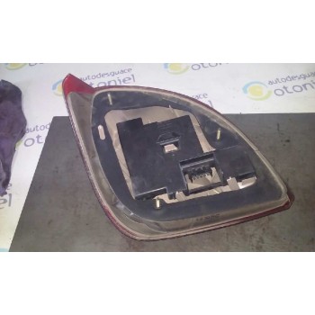 Recambio de piloto trasero derecho para ford fiesta berlina básico referencia OEM IAM   1ª SERIE