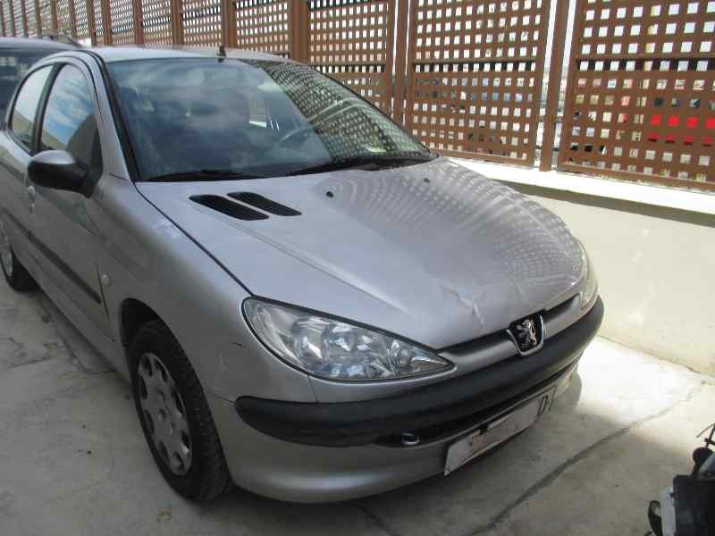 peugeot 206 berlina del año 2004