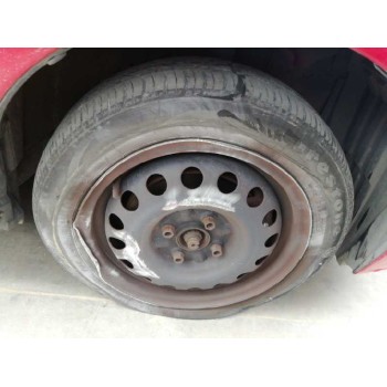 peugeot 107 del año 2006