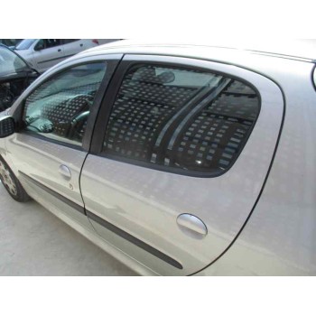 peugeot 206 berlina del año 2004