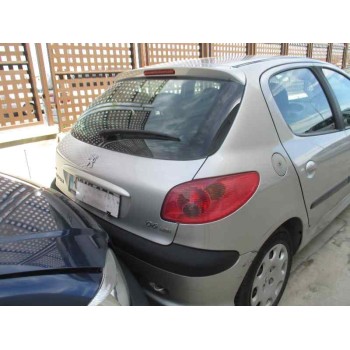 peugeot 206 berlina del año 2004