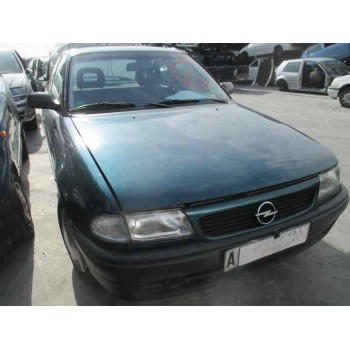 opel astra f berlina del año 1995