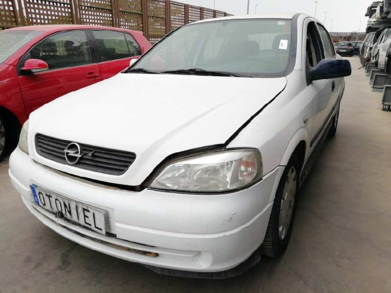 opel astra g berlina del año 2003