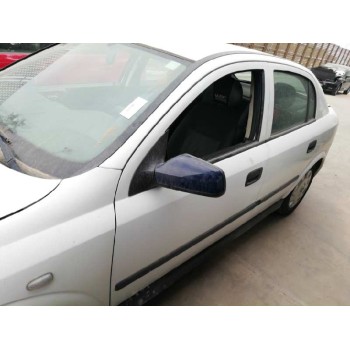 opel astra g berlina del año 2003