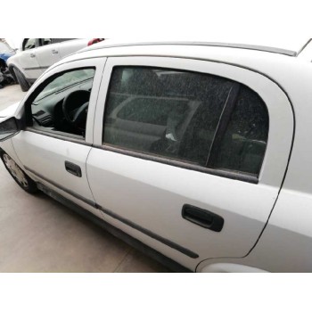 opel astra g berlina del año 2003