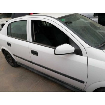 opel astra g berlina del año 2003