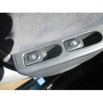 renault clio ii fase i (b/cbo) del año 2000