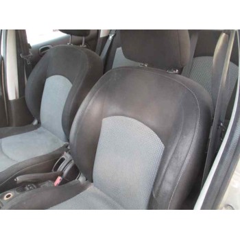 peugeot 206 berlina del año 2004