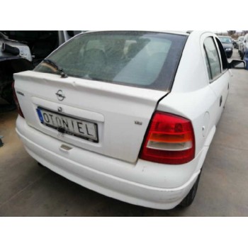 opel astra g berlina del año 2003