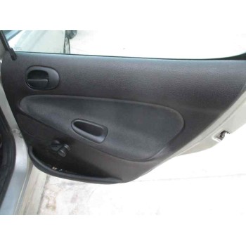 peugeot 206 berlina del año 2004