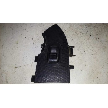 MANDO ELEVALUNAS DELANTERO DERECHO 