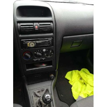 opel astra g berlina del año 2003