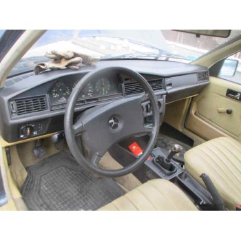 mercedes-benz clase c (w201) berlina del año 1988