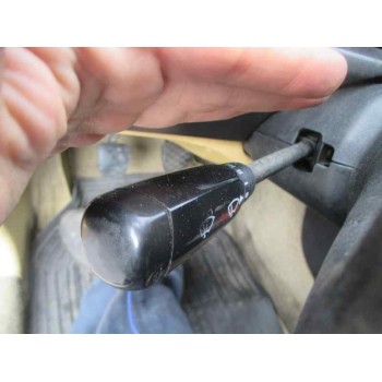 mercedes-benz clase c (w201) berlina del año 1988