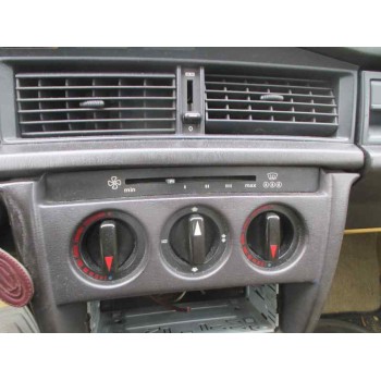 mercedes-benz clase c (w201) berlina del año 1988