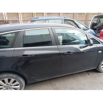 opel astra j sports tourer (p10) del año 2015