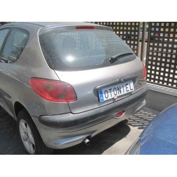 peugeot 206 berlina del año 1999