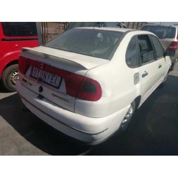 seat cordoba berlina (6k2) del año 1999