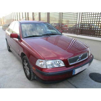 volvo s40 berlina del año 1999