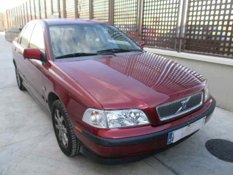 VOLVO S40 BERLINA