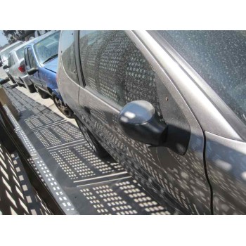 peugeot 206 berlina del año 1999