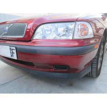 volvo s40 berlina del año 1999