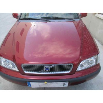 volvo s40 berlina del año 1999