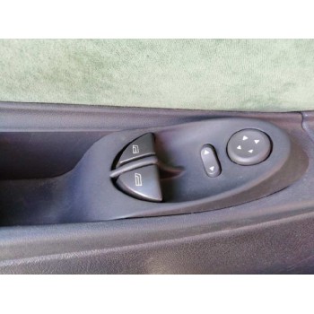 lancia lancia y del año 2003