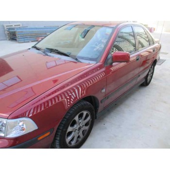 volvo s40 berlina del año 1999