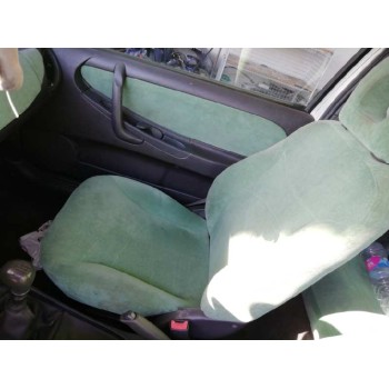 lancia lancia y del año 2003