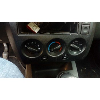 ford fiesta (cbk) del año 2002