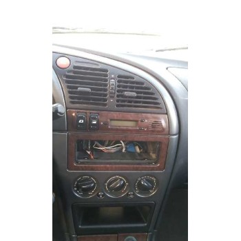 citroën xsara berlina del año 2000