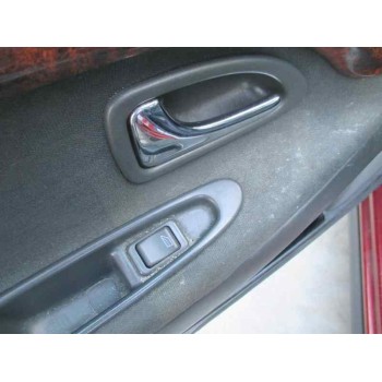 volvo s40 berlina del año 1999