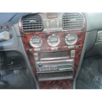 volvo s40 berlina del año 1999