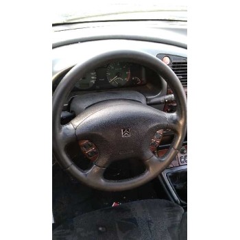 citroën xsara berlina del año 2000