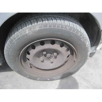 peugeot 206 berlina del año 2001