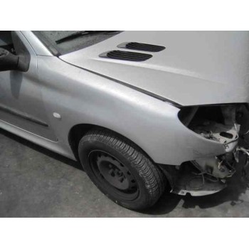 peugeot 206 berlina del año 2001