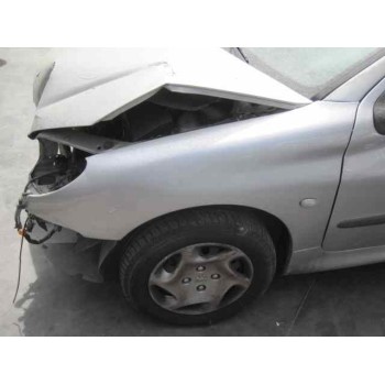 peugeot 206 berlina del año 2001