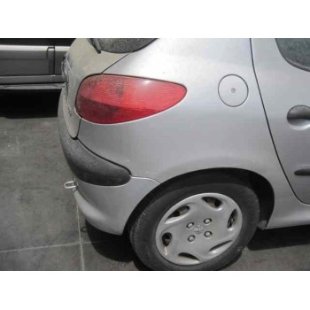 peugeot 206 berlina del año 2001